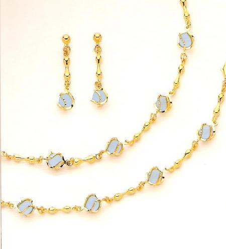 Ensemble collier, bracelet et boucles d'oreille